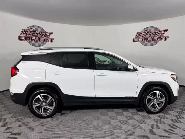 2020 GMC Terrain - Image 8 of 21