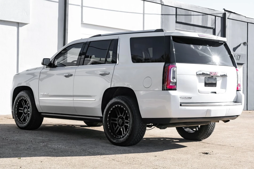 2020 GMC Yukon 4th Gen - Image 11 of 21