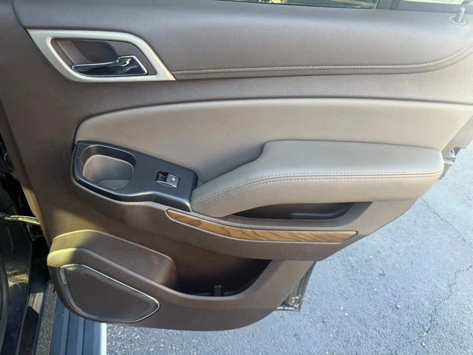 2020 GMC Yukon 4th Gen - Image 15 of 21