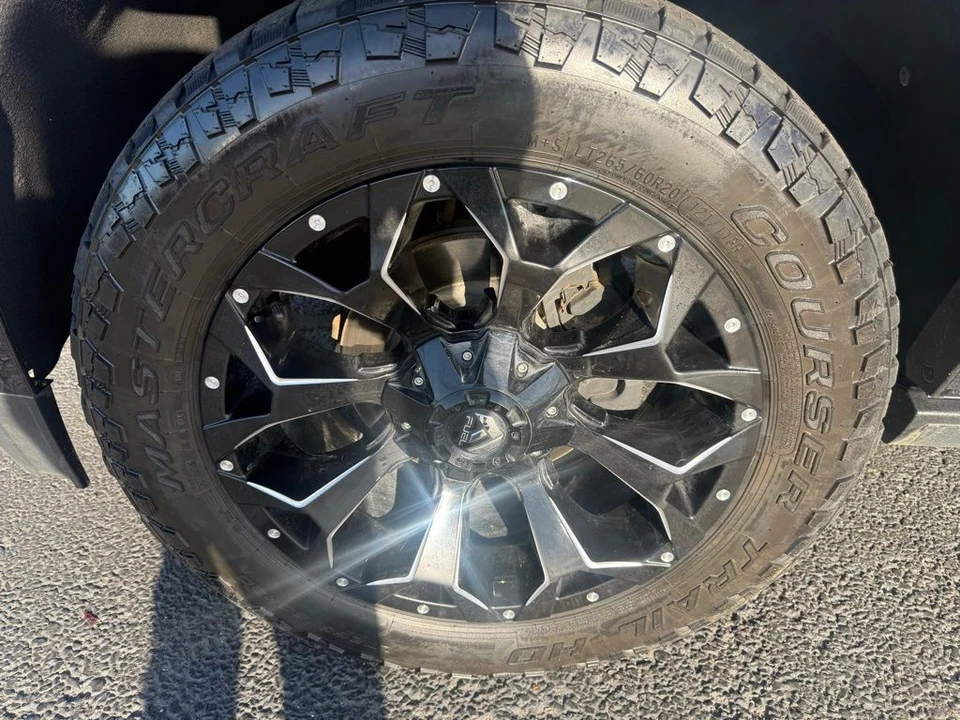2020 GMC Yukon 4th Gen - Image 9 of 21
