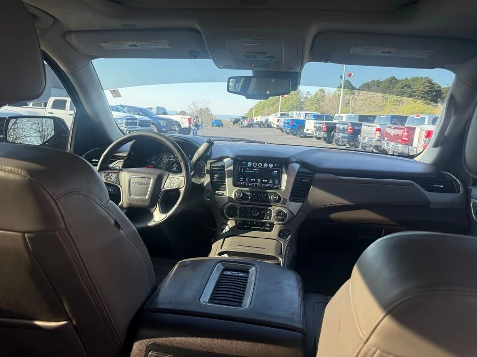 2020 GMC Yukon 4th Gen - Image 17 of 21
