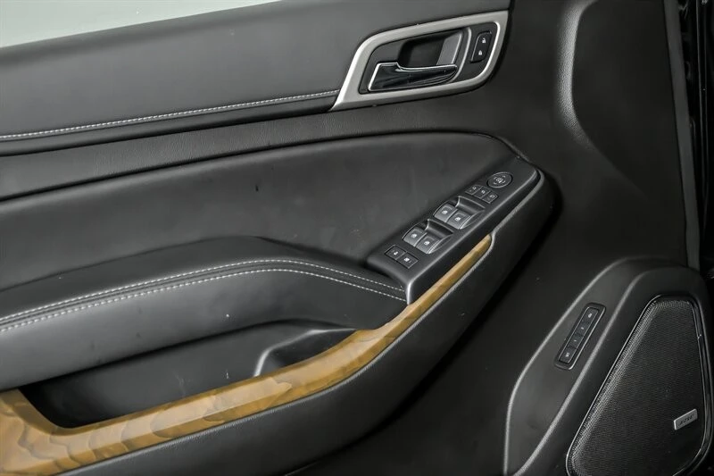2020 GMC Yukon 4th Gen - Image 17 of 21