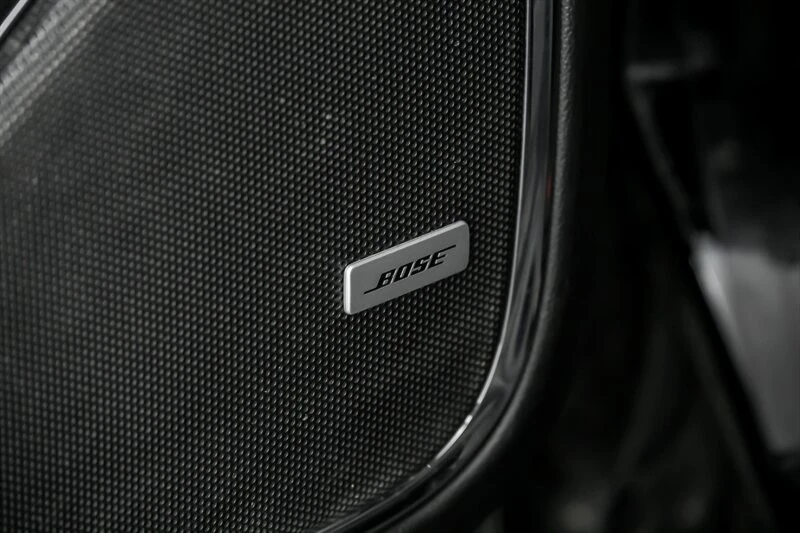 2020 GMC Yukon 4th Gen - Image 19 of 21