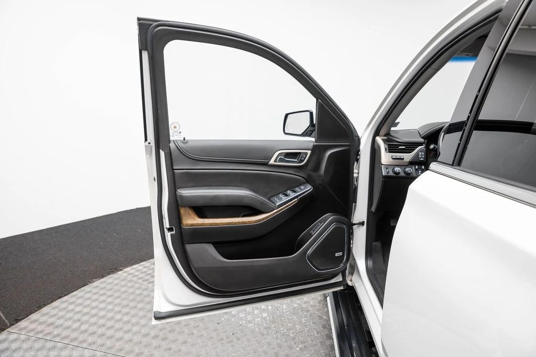 2020 GMC Yukon 4th Gen - Image 10 of 12