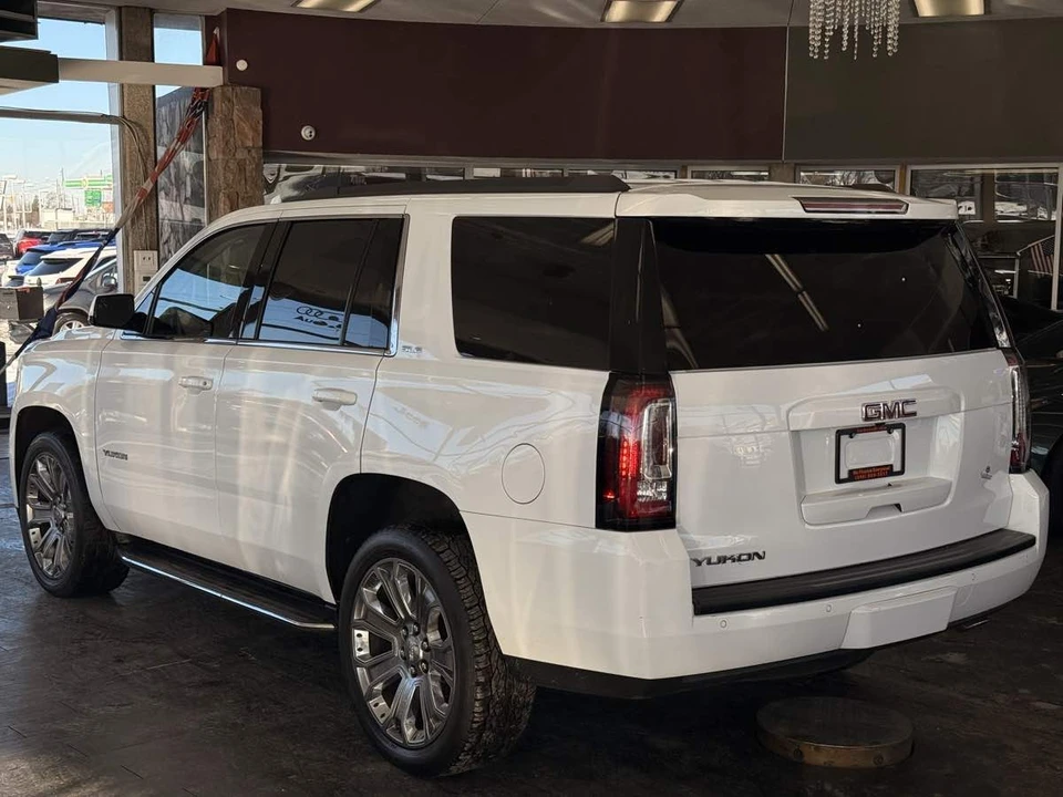 2020 GMC Yukon 4th Gen - Image 13 of 21