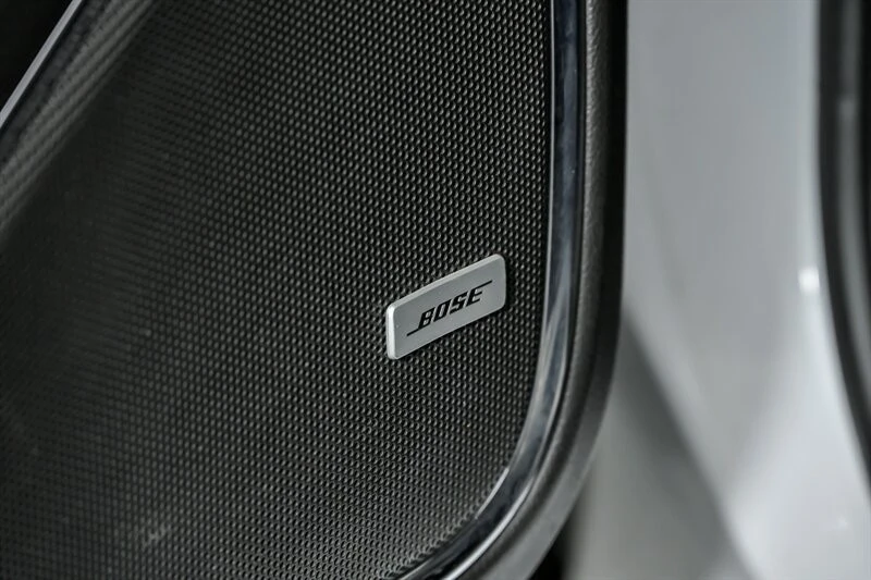 2020 GMC Yukon 4th Gen - Image 17 of 21