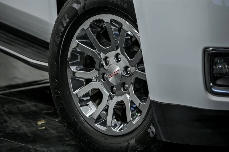 2020 GMC Yukon 4th Gen - Image 3 of 21