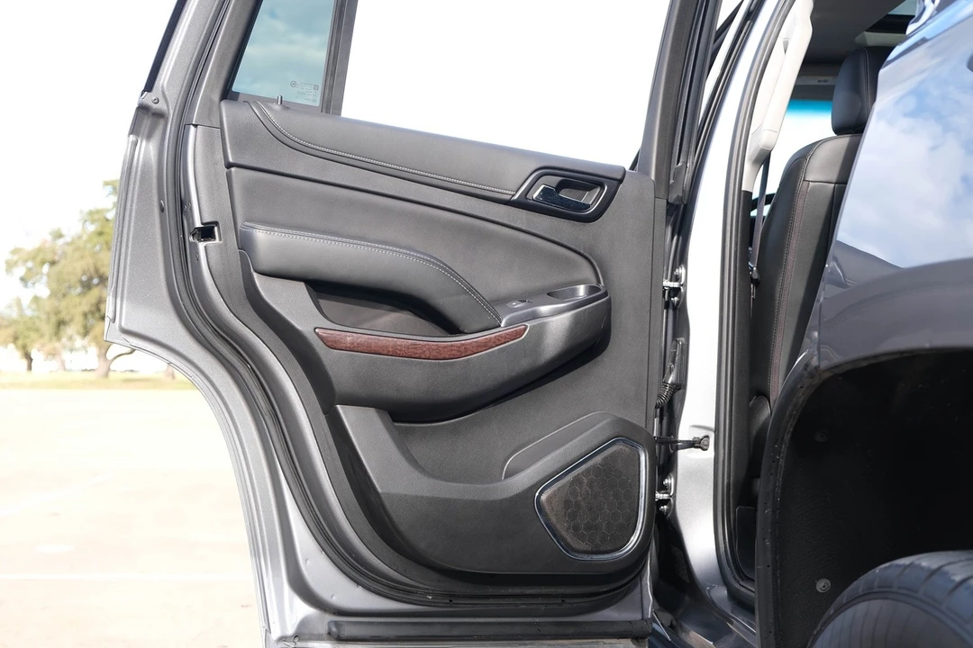2020 GMC Yukon 4th Gen - Image 18 of 21