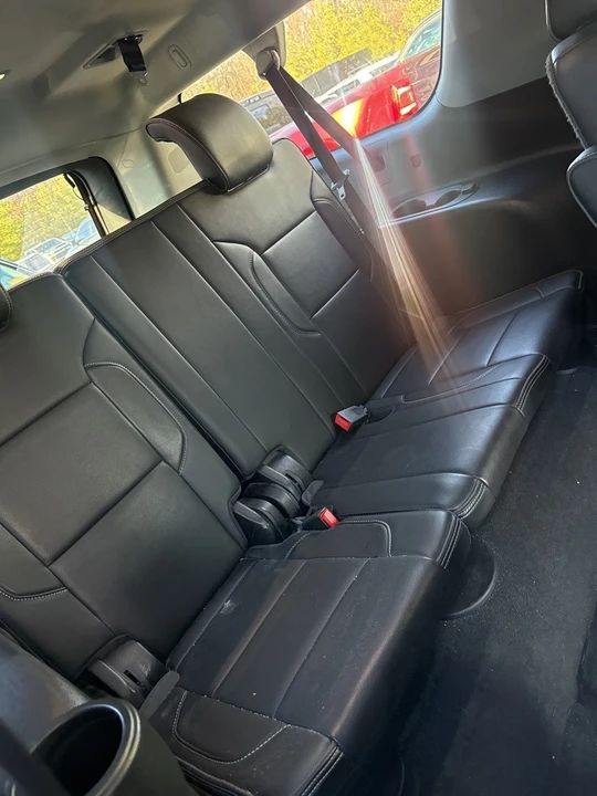 2020 GMC Yukon 4th Gen - Image 8 of 12