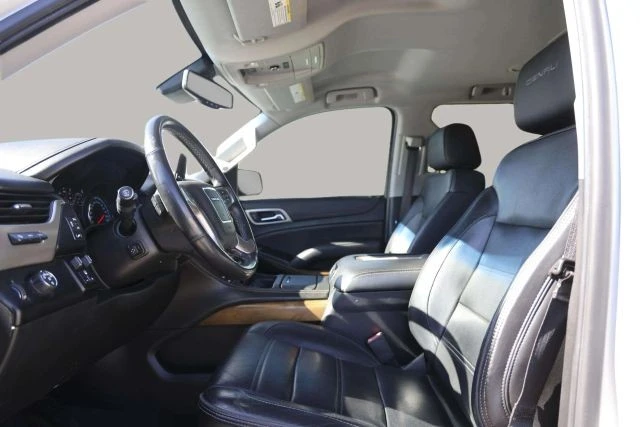 2020 GMC Yukon 4th Gen - Image 17 of 21