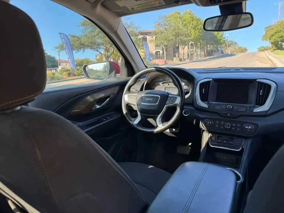 2020 GMC Terrain - Image 15 of 20