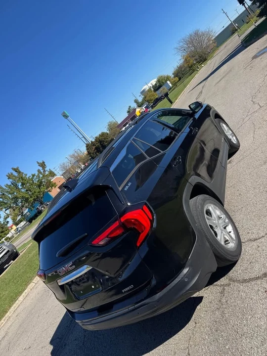 2020 GMC Terrain - Image 5 of 9
