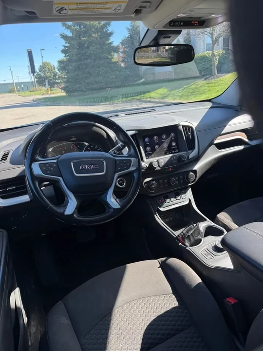 2020 GMC Terrain - Image 7 of 9
