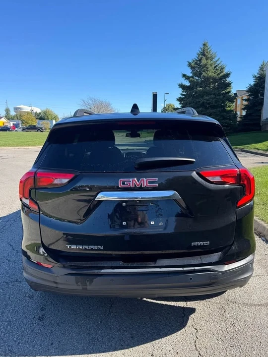 2020 GMC Terrain - Image 4 of 9