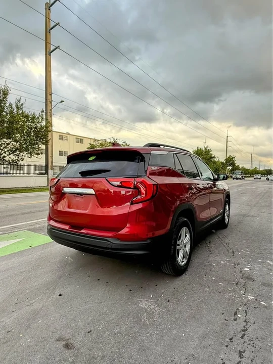 2020 GMC Terrain - Image 4 of 9