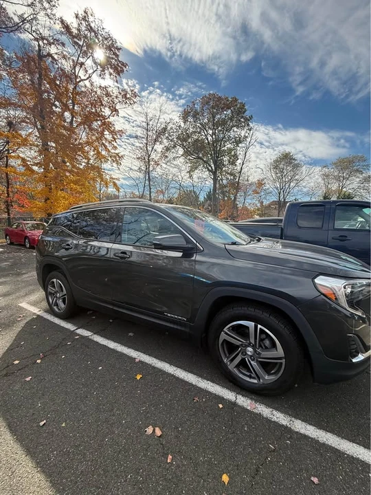 2020 GMC Terrain - Image 6 of 17