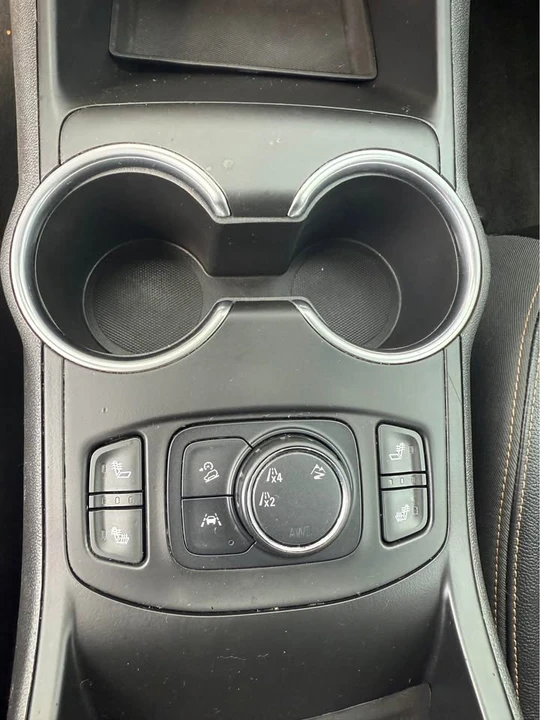 2020 GMC Terrain - Image 14 of 17