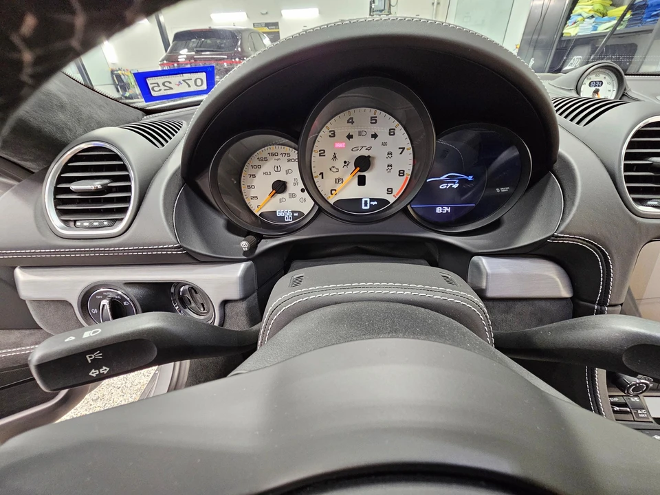 2020 Porsche 718 Cayman - Image 21 of 24