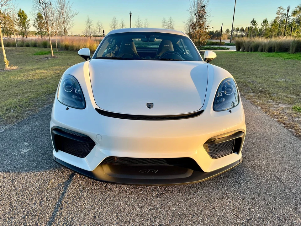 2020 Porsche 718 Cayman GT4 - Image 2 of 21