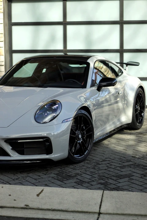 2022 Porsche 992 Carrera GTS - Image 9 of 15