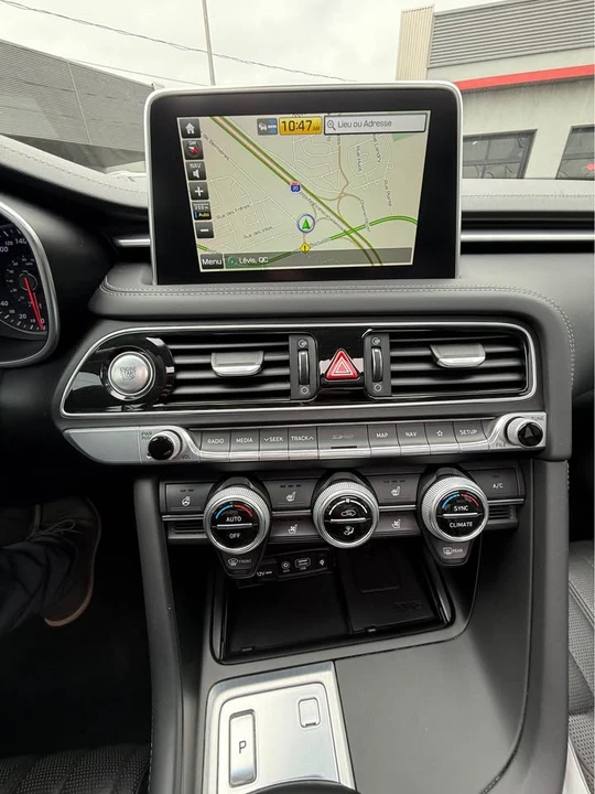 2020 Genesis G70 - Image 13 of 16