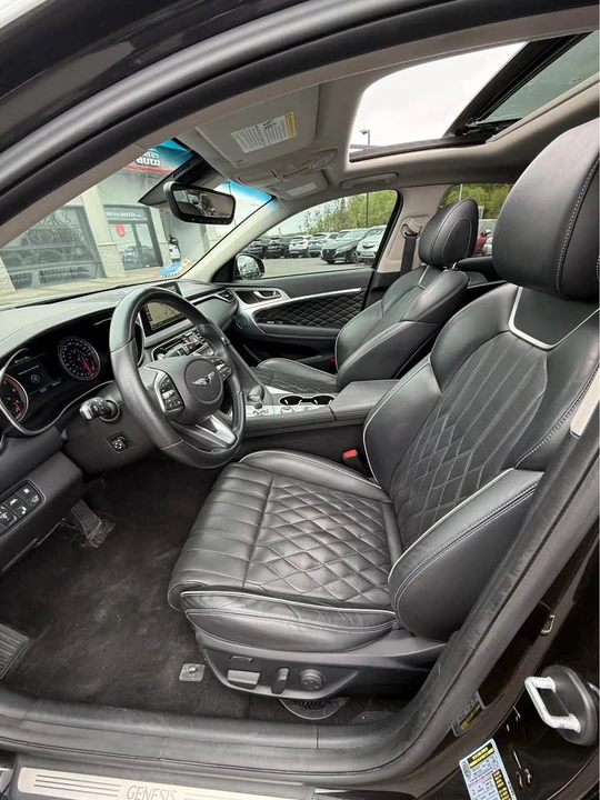 2020 Genesis G70 - Image 10 of 16