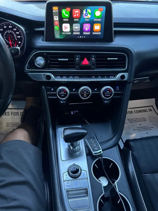 2020 Genesis G70 - Image 16 of 17