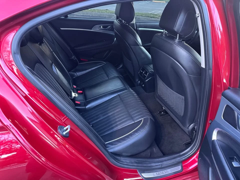 2020 Genesis G70 - Image 10 of 17
