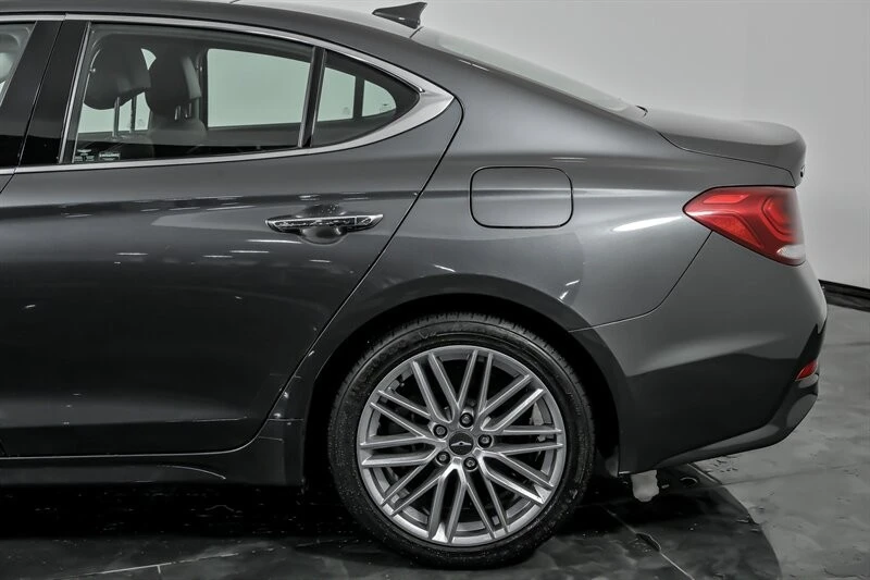 2020 Genesis G70 - Image 8 of 21