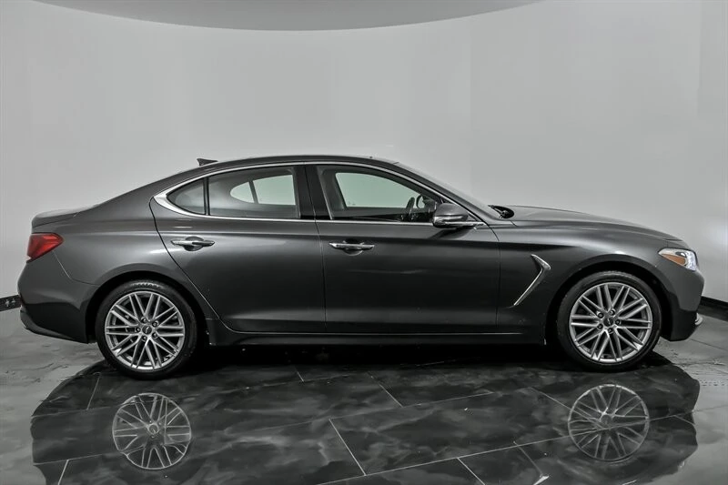 2020 Genesis G70 - Image 13 of 21