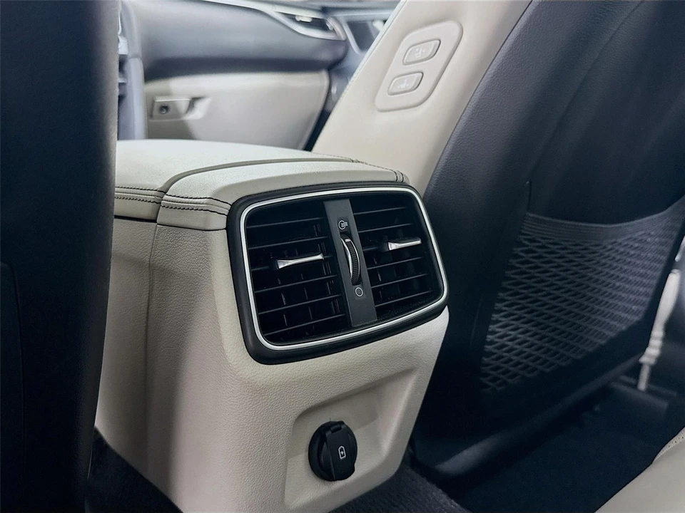 2020 Genesis G70 - Image 11 of 21