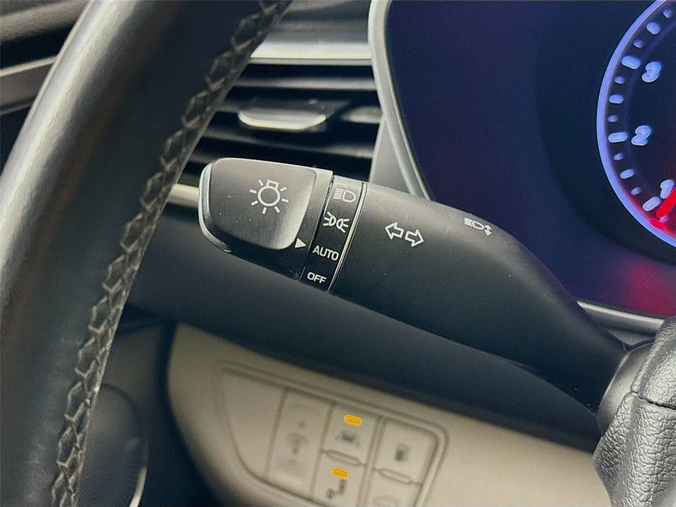 2020 Genesis G70 - Image 4 of 19