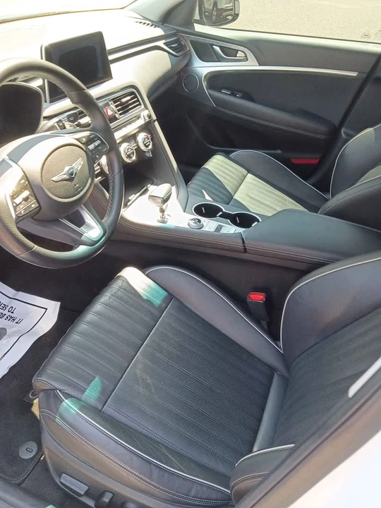 2020 Genesis G70 - Image 5 of 7