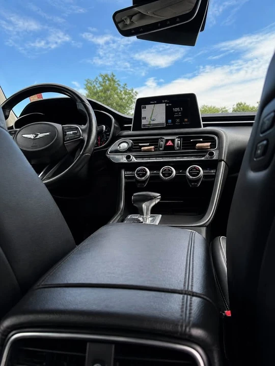 2020 Genesis G70 - Image 16 of 19