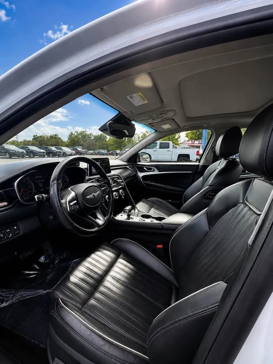 2020 Genesis G70 - Image 10 of 19