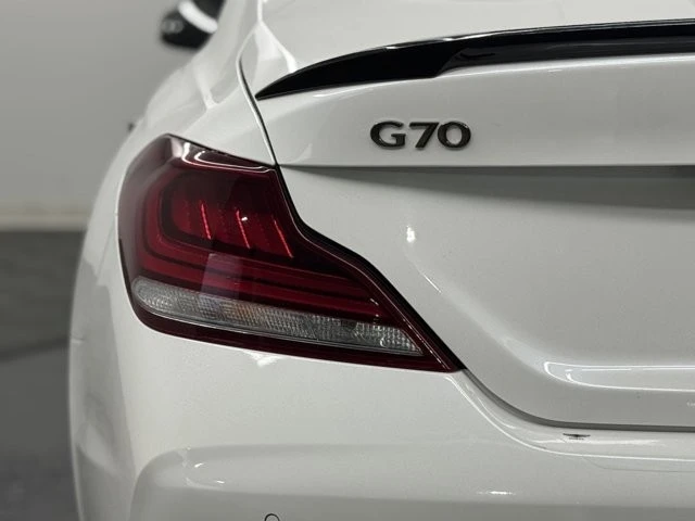 2020 Genesis G70 - Image 11 of 12