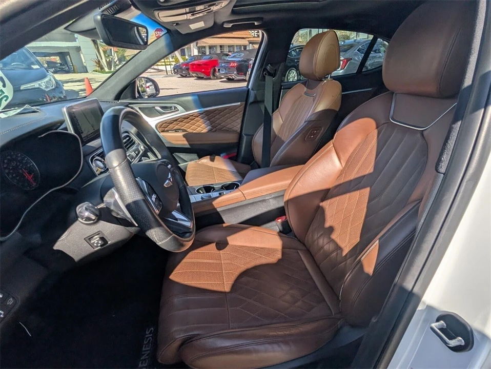 2020 Genesis G70 - Image 10 of 12