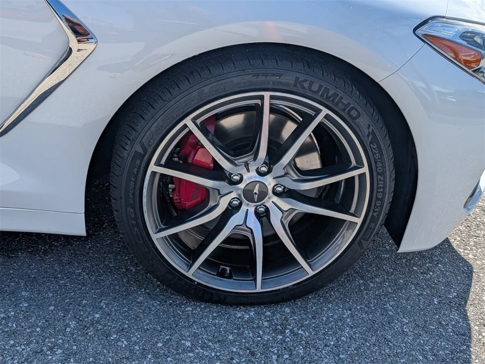 2020 Genesis G70 - Image 9 of 12