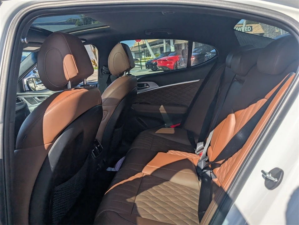 2020 Genesis G70 - Image 12 of 12