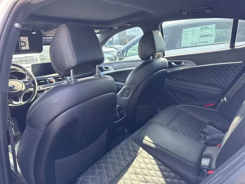 2020 Genesis G70 - Image 4 of 5