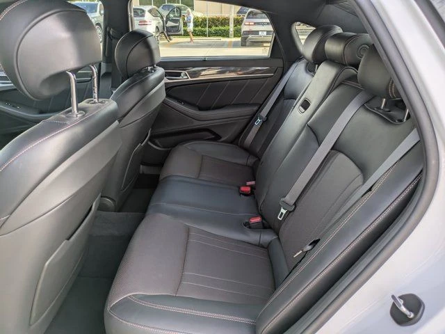 2020 Genesis G80 - Image 16 of 21