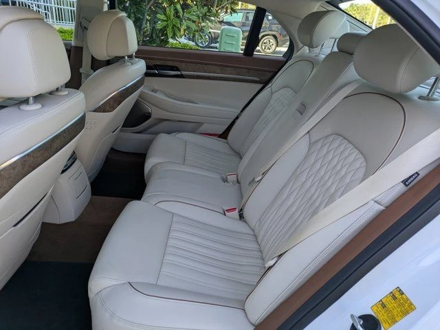 2020 Genesis G90 - Image 15 of 21