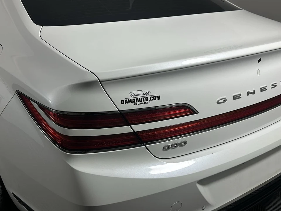 2020 Genesis G90 - Image 15 of 21