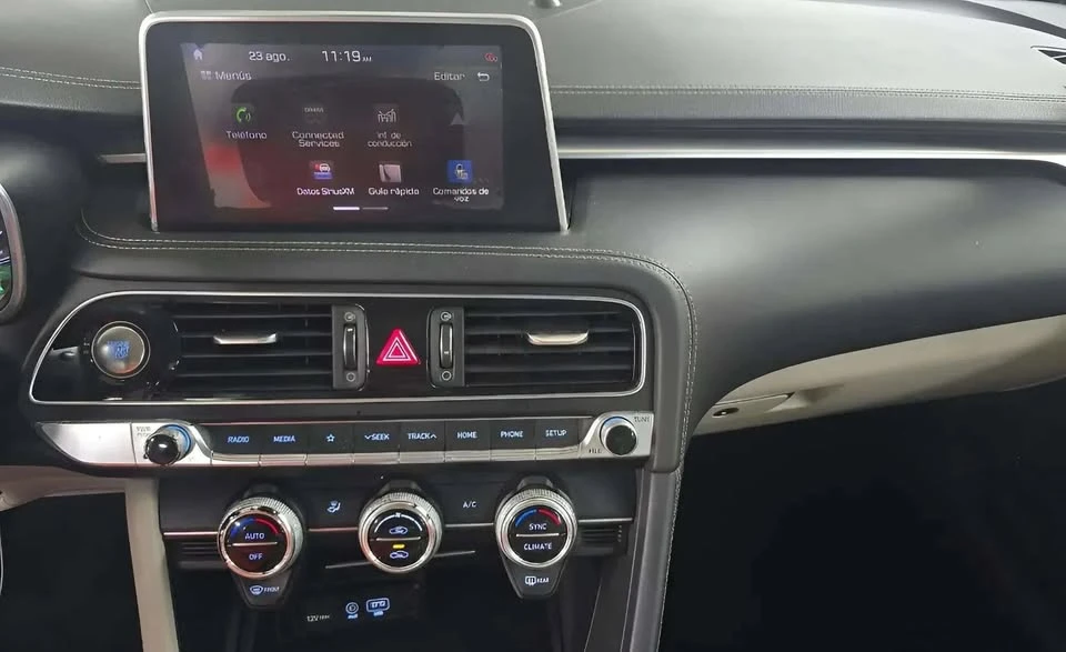 2020 Genesis G70 - Image 13 of 20