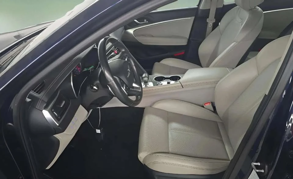 2020 Genesis G70 - Image 9 of 20