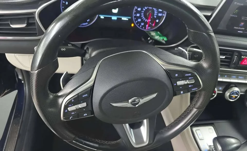 2020 Genesis G70 - Image 12 of 20