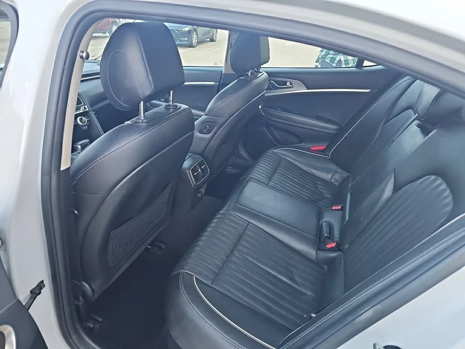 2020 Genesis G70 - Image 4 of 10