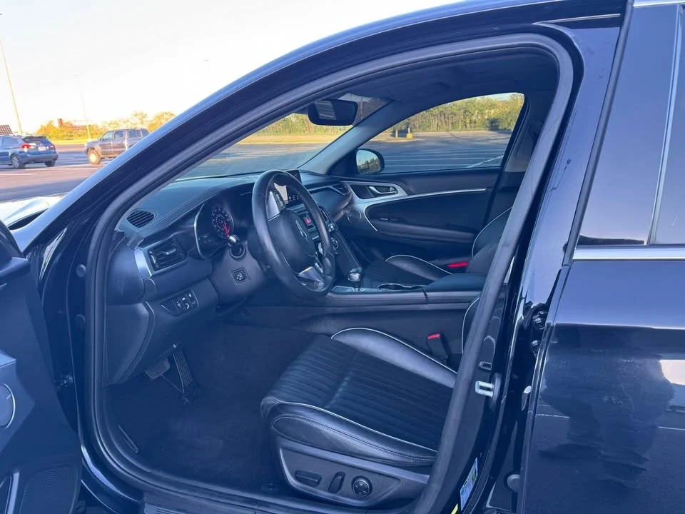 2020 Genesis G70 - Image 8 of 15