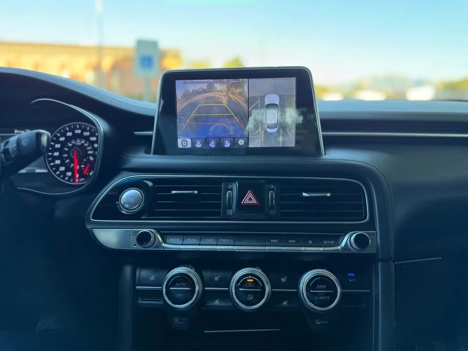 2020 Genesis G70 - Image 15 of 18
