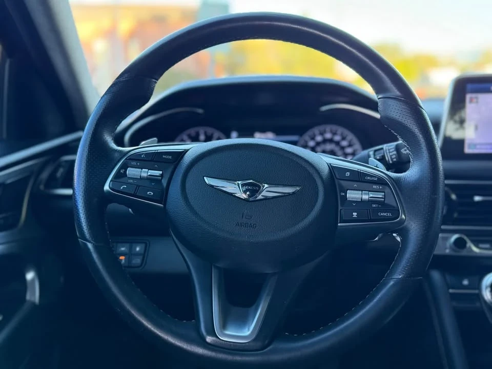 2020 Genesis G70 - Image 13 of 18